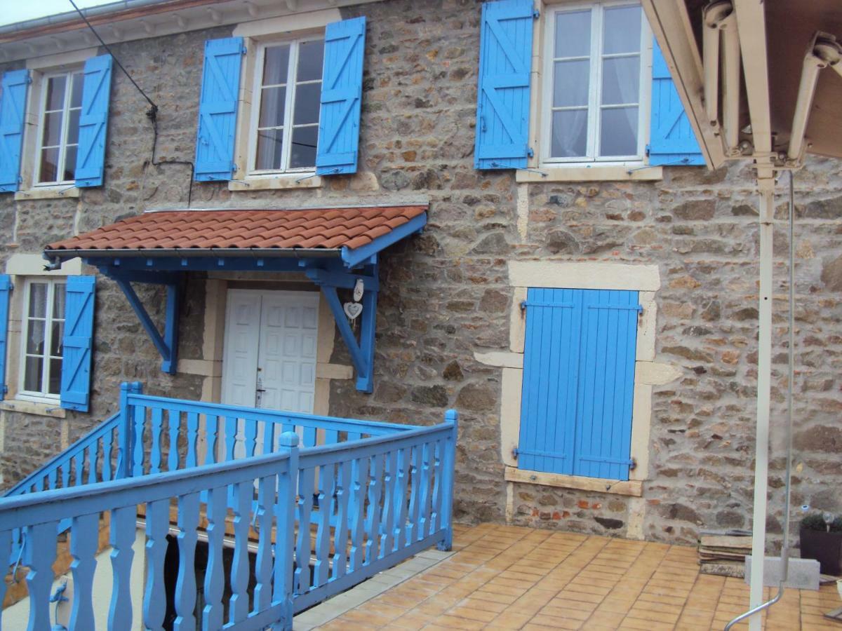 Maison Les Bleuets Hotel Le Perreon Bagian luar foto